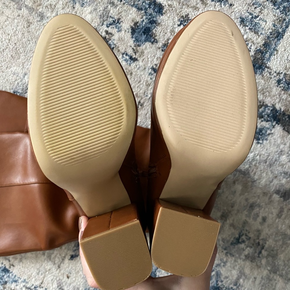 SHOE DAZZLE - NWOT- Cognac Knee High Boots - Picture 3 of 3